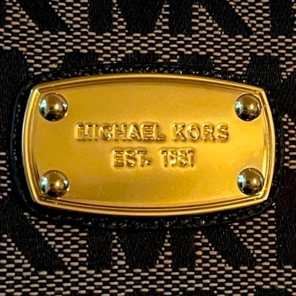 Michael Kors Black Jaquard Signature Canvas with Leather Straps Abbey Backpack - Picture 13 of 16